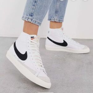 Nike Vintage Blazer Mid '77 Sneakers